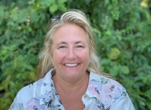 Claire Wisch Abraham head photo