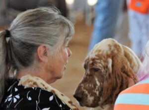 Dr. Jill Warren with her English Setter dog